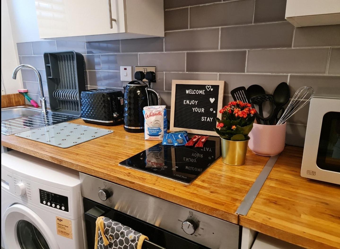 Cosy Studio With Kitchenette And Private Bathroom - 15Mins To Central London! Eksteriør billede