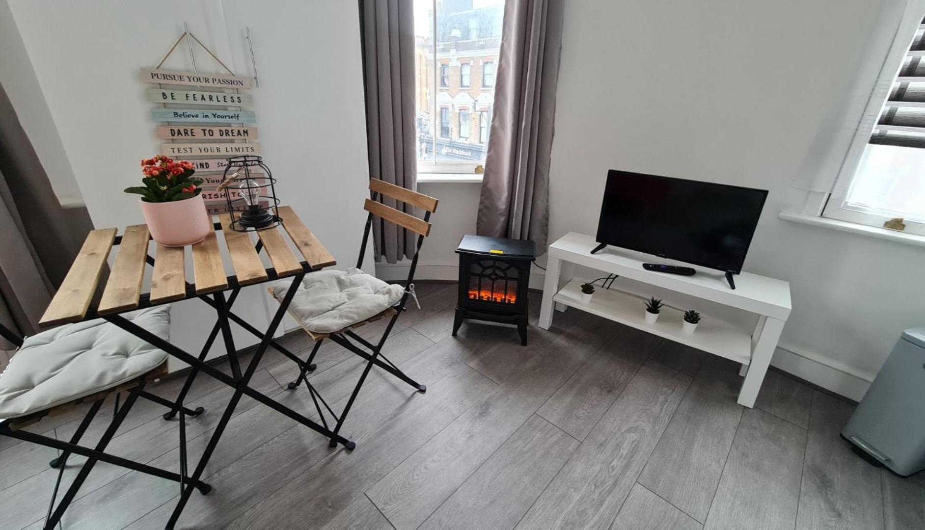 Cosy Studio With Kitchenette And Private Bathroom - 15Mins To Central London! Eksteriør billede